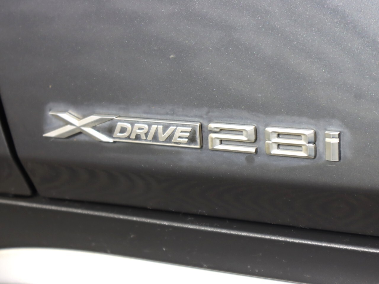 Vehicle image 35 of 42