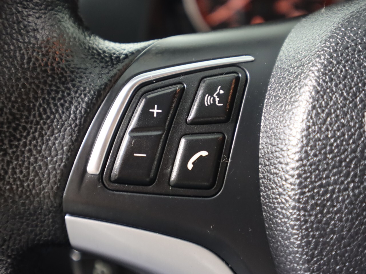Vehicle image 11 of 42