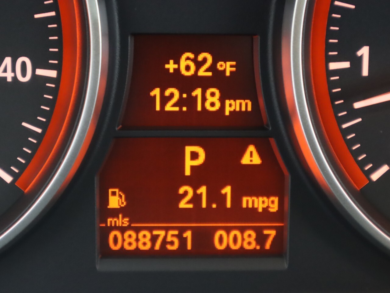 Vehicle image 13 of 42