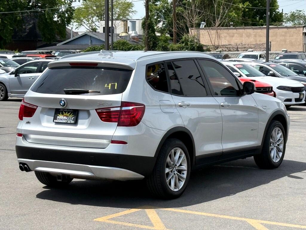 Vehicle image 4 of 32