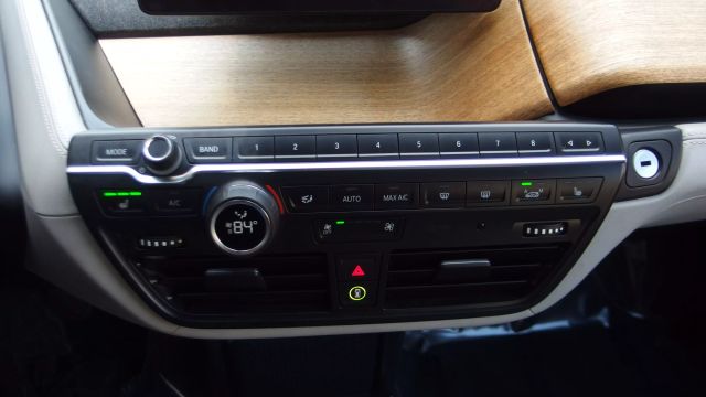 Vehicle image 52 of 59