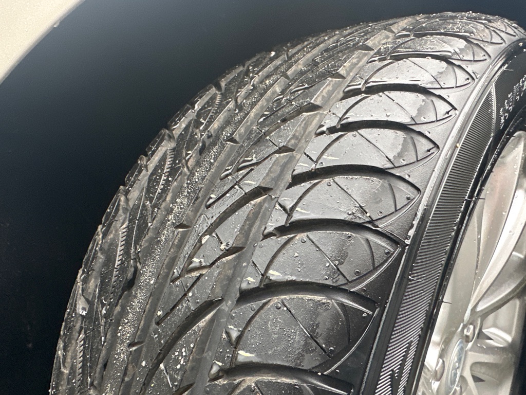 Vehicle image 31 of 34