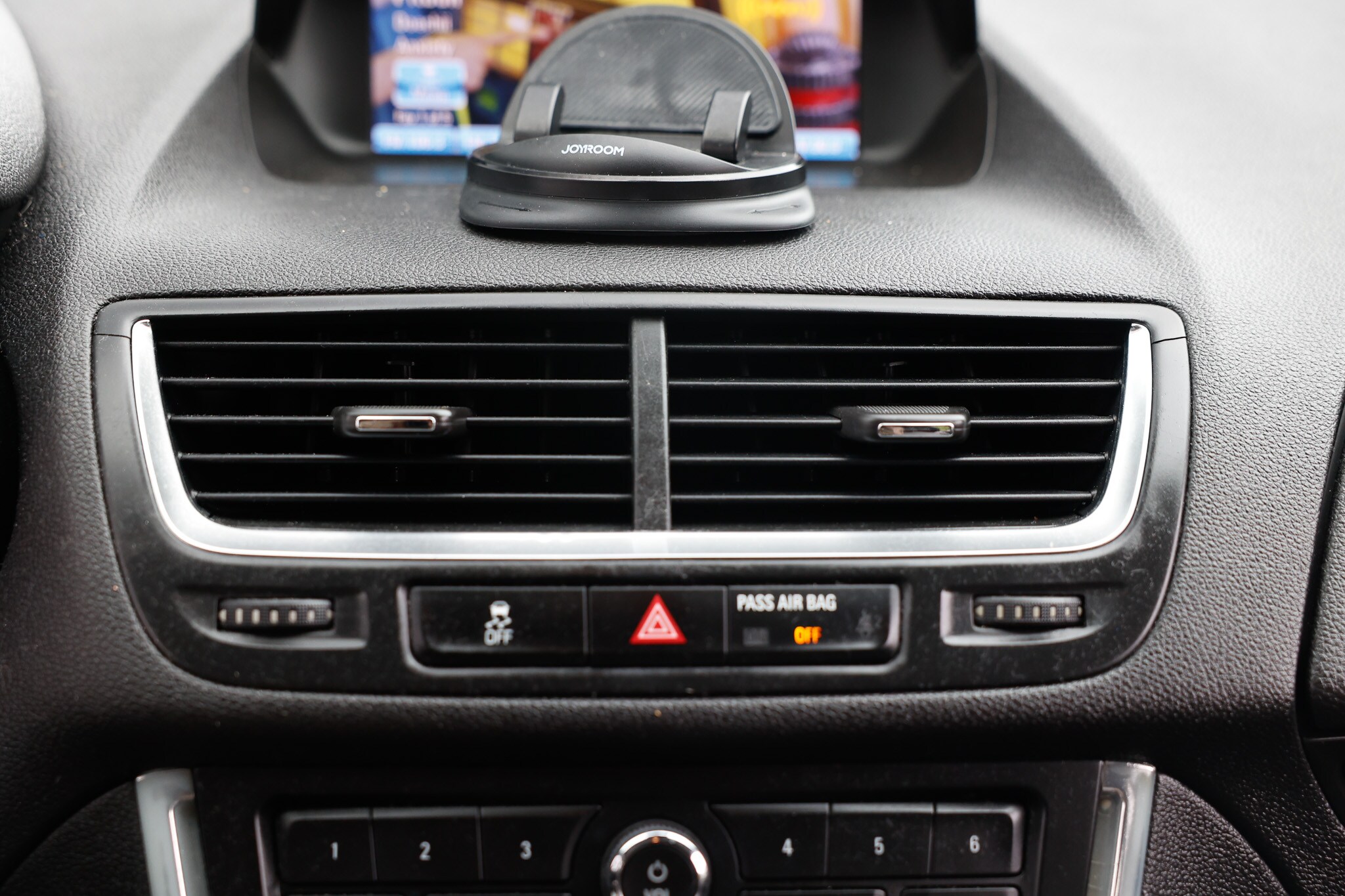 Vehicle image 41 of 56