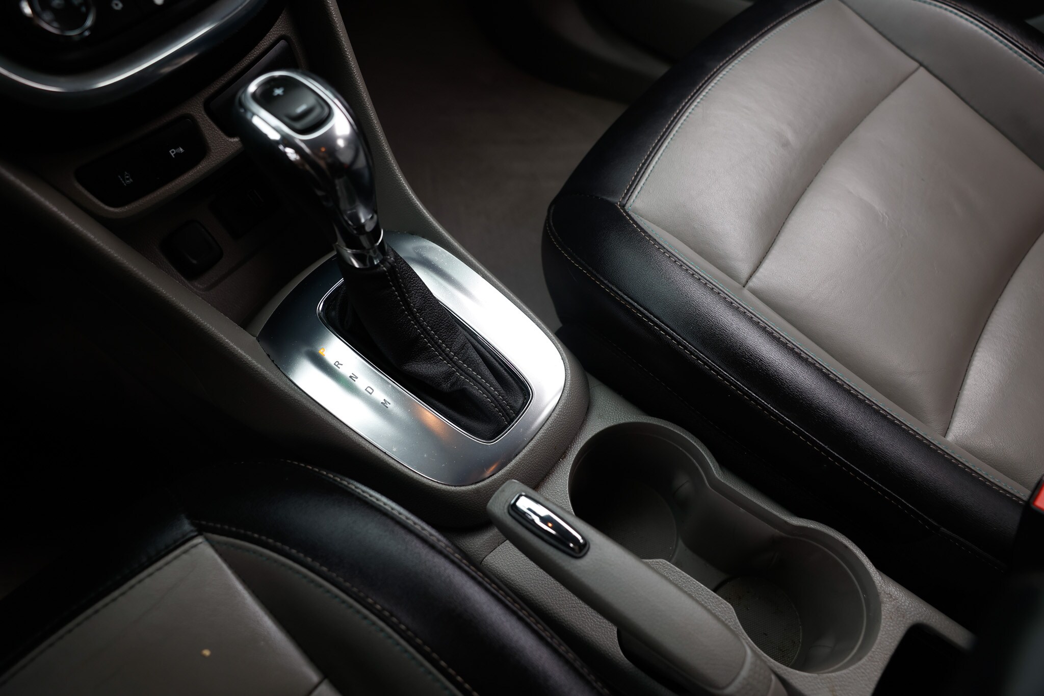 Vehicle image 44 of 56