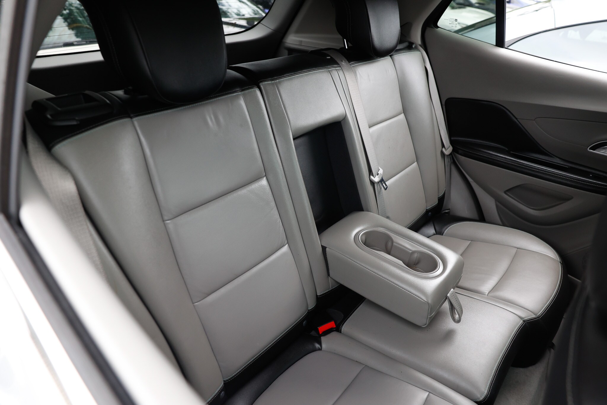 Vehicle image 21 of 56