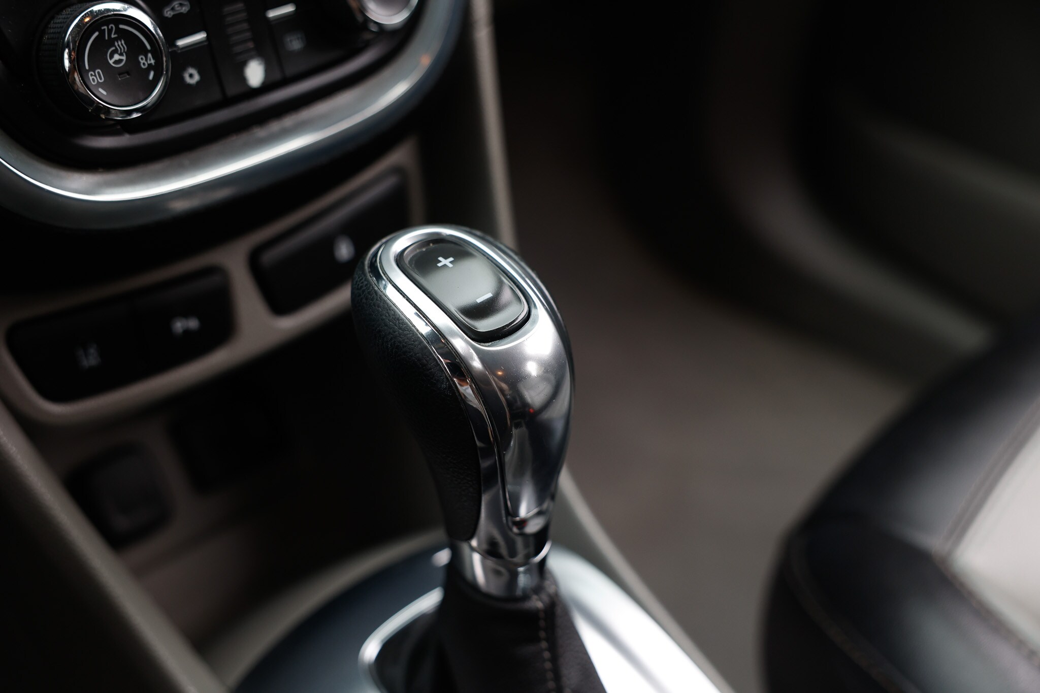 Vehicle image 47 of 56