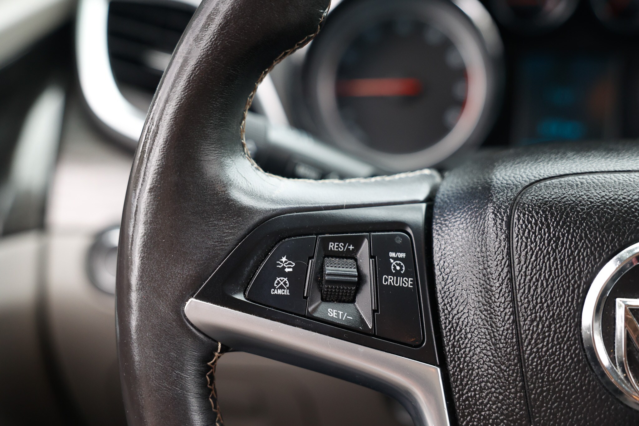 Vehicle image 31 of 56