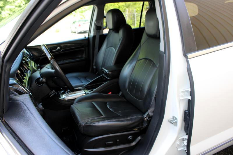 Vehicle image 12 of 27
