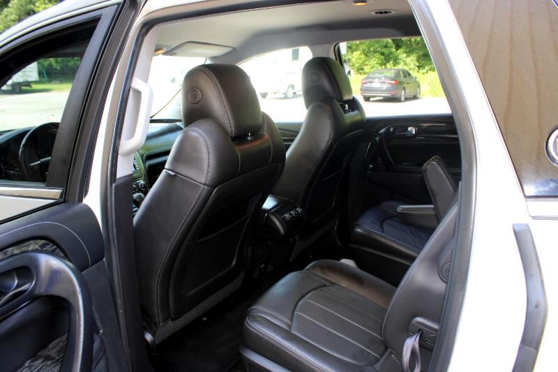 Vehicle image 16 of 27
