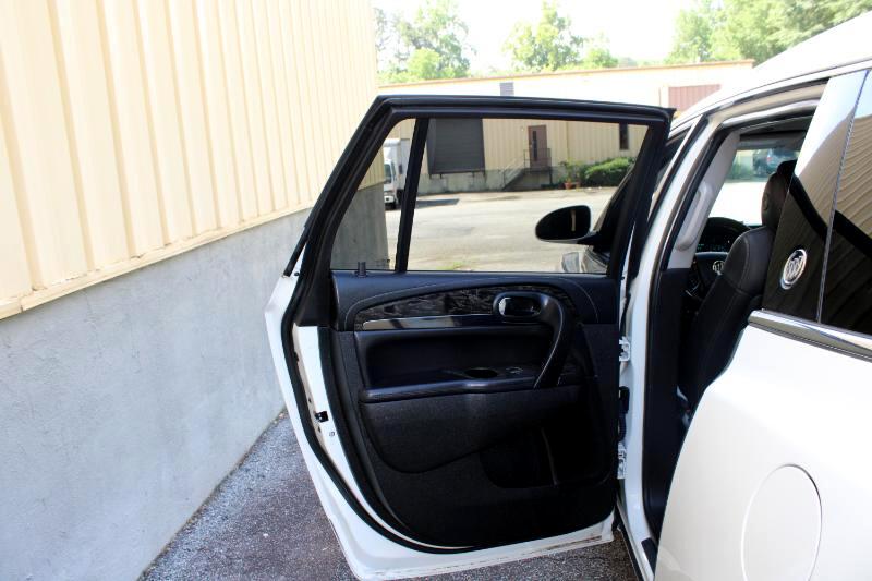 Vehicle image 21 of 27