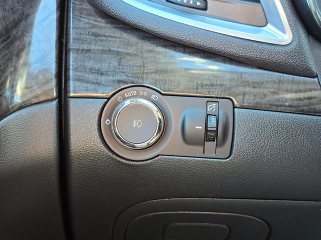 Vehicle image 22 of 30