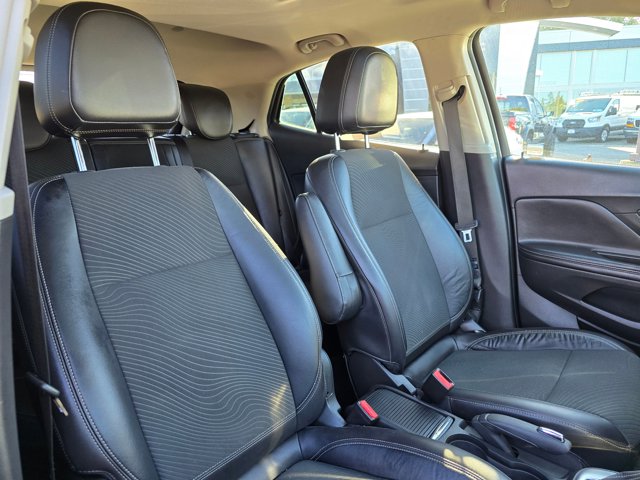Vehicle image 11 of 30