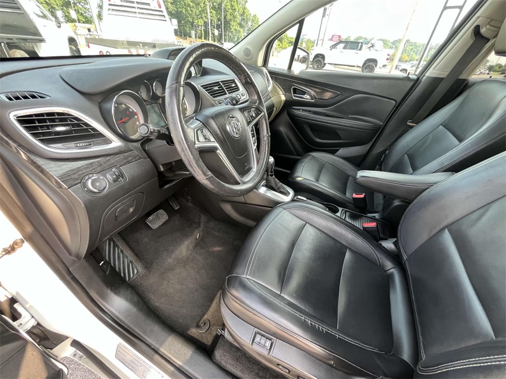 Vehicle image 14 of 23