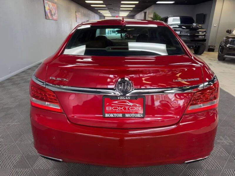Vehicle image 16 of 56