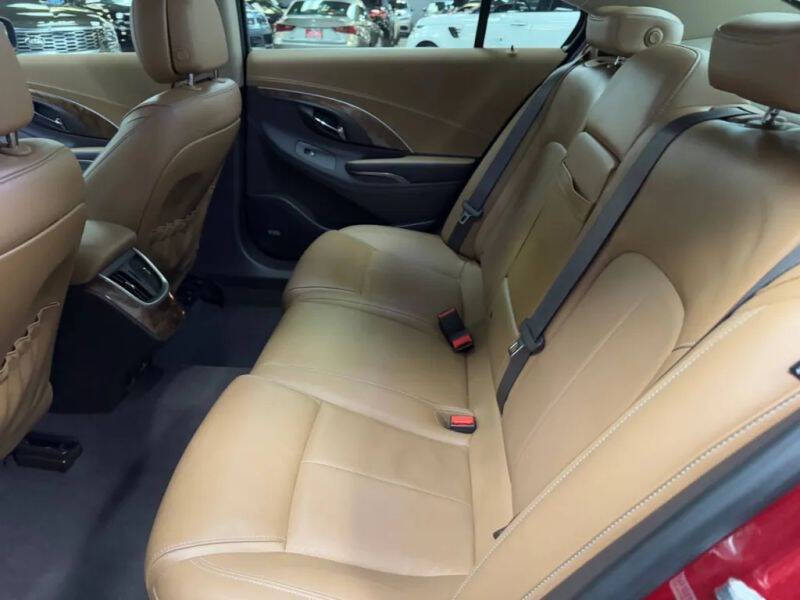 Vehicle image 41 of 56