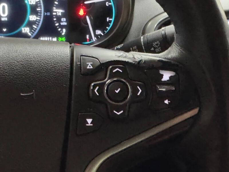 Vehicle image 27 of 56