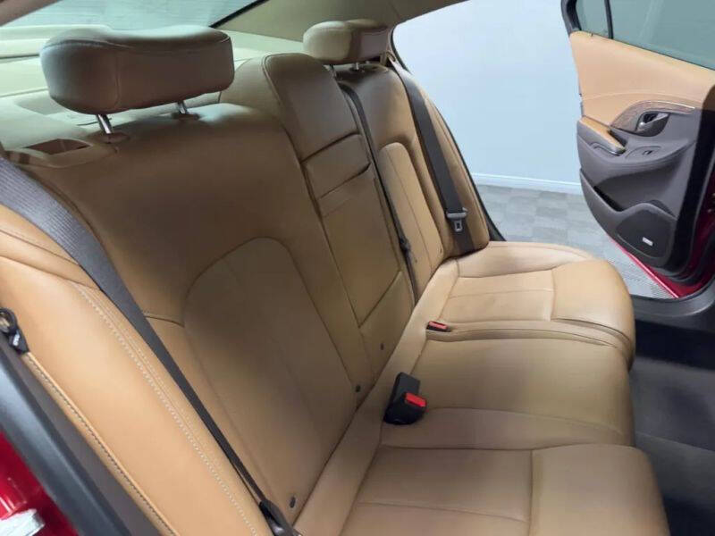 Vehicle image 48 of 56