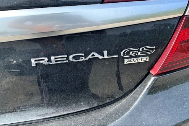 Vehicle image 19 of 33