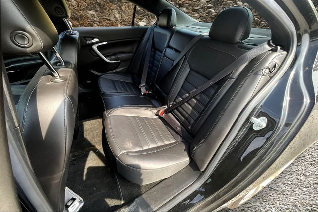 Vehicle image 11 of 33