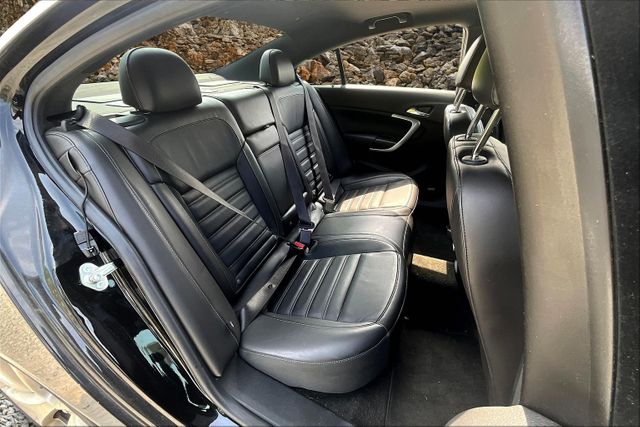 Vehicle image 10 of 33
