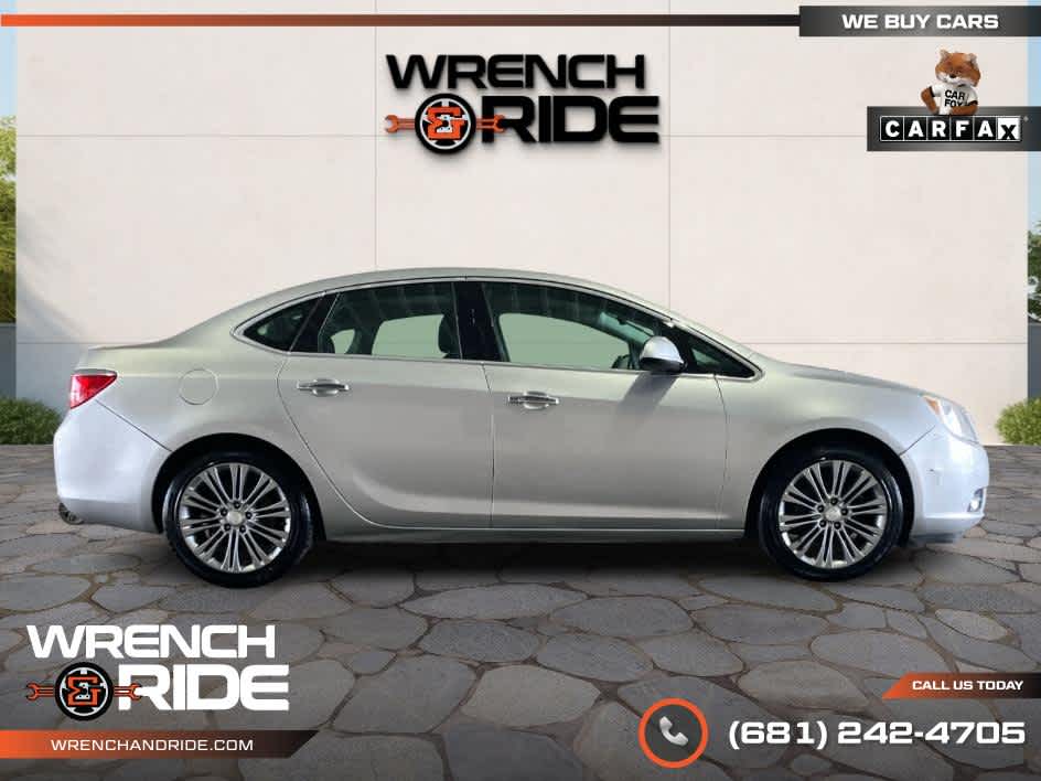 Vehicle image 7 of 34