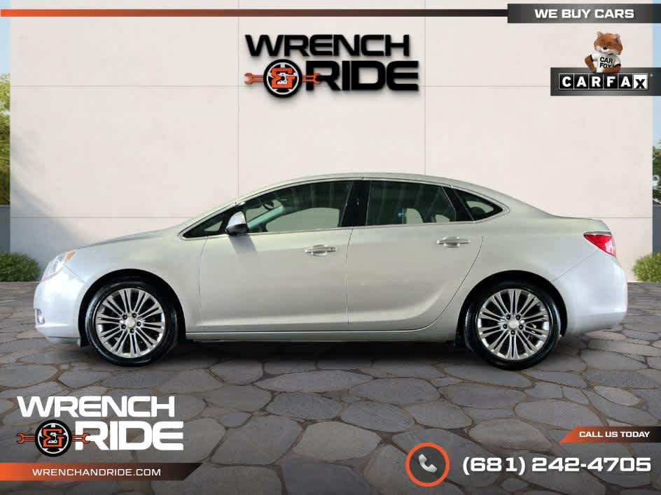 Vehicle image 16 of 34