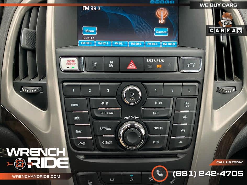 Vehicle image 21 of 34
