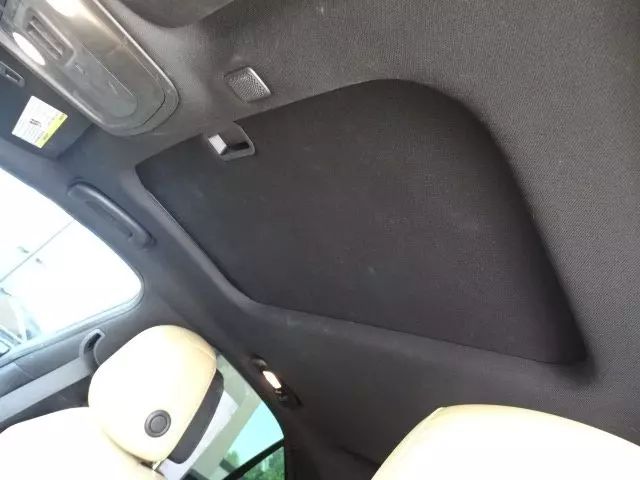 Vehicle image 29 of 49