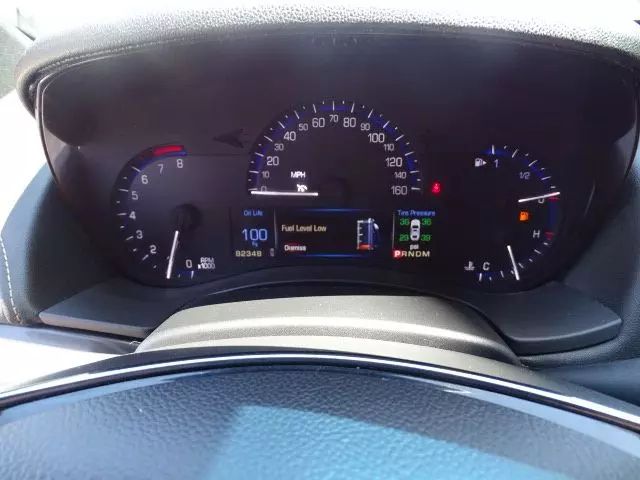 Vehicle image 40 of 49