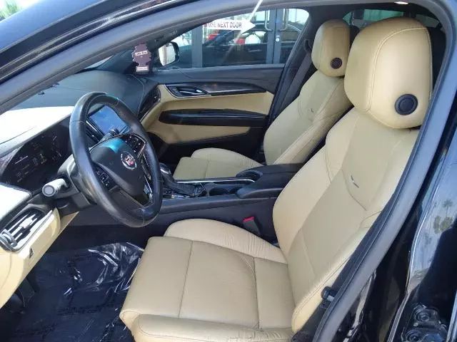 Vehicle image 25 of 49