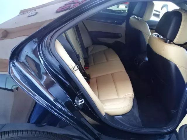 Vehicle image 18 of 49