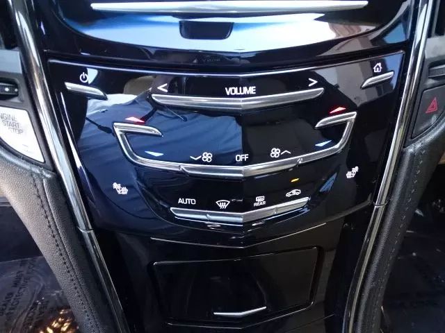 Vehicle image 42 of 49