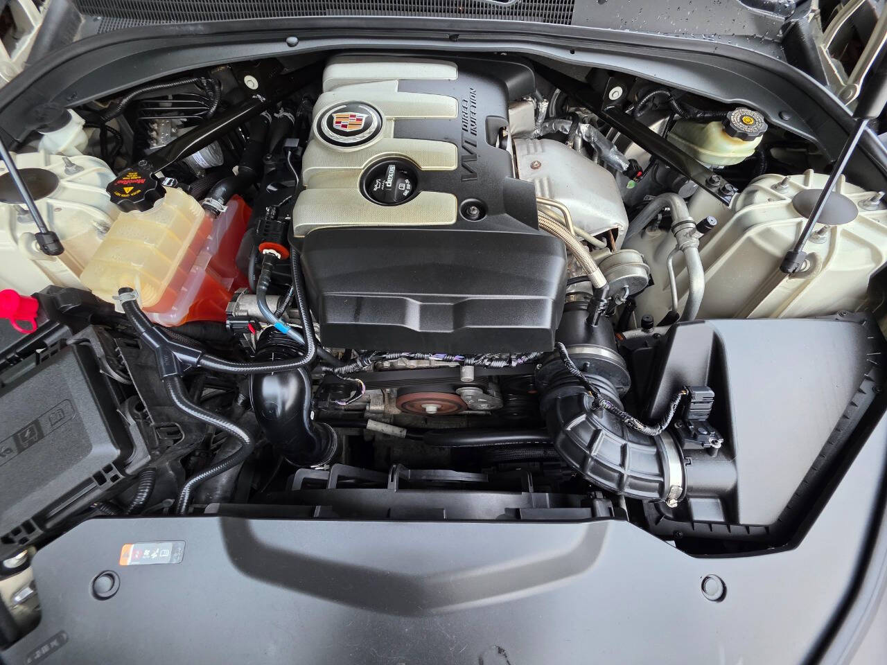 2014 Cadillac CTS Luxury Image 6 of 22