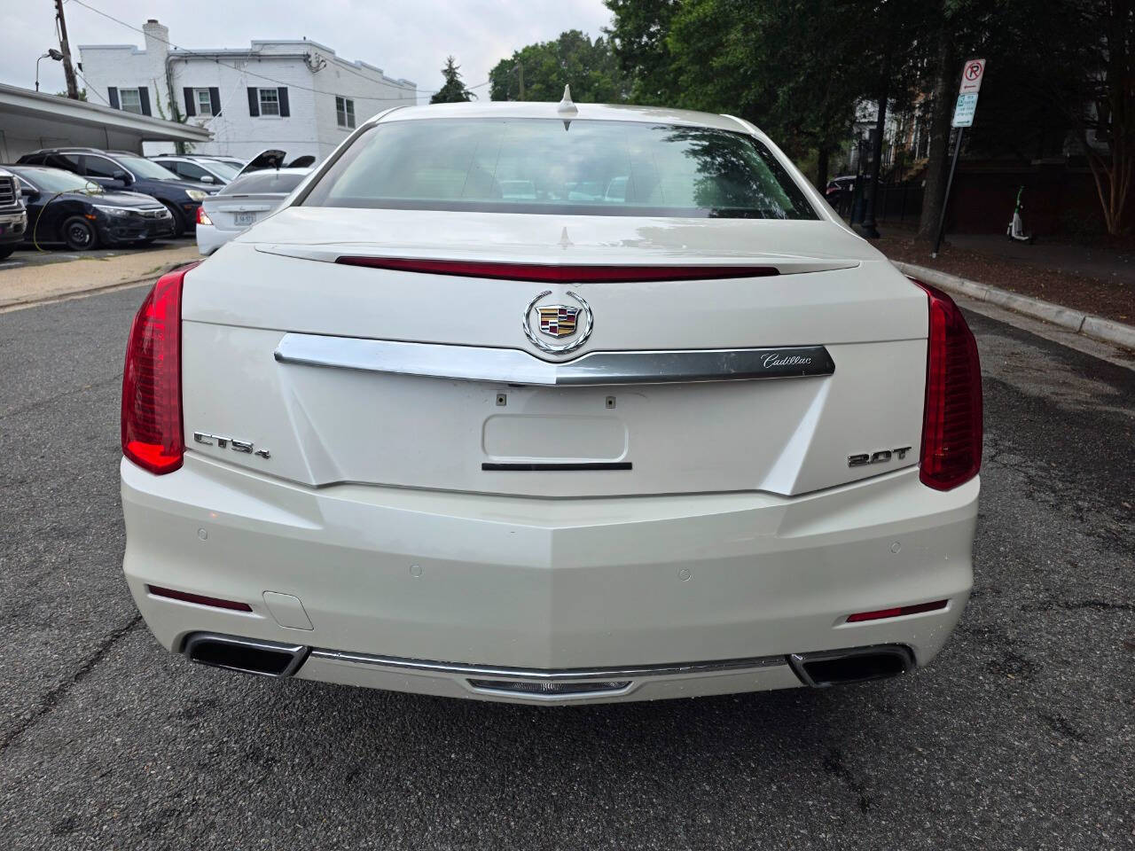 2014 Cadillac CTS Luxury Image 9 of 22