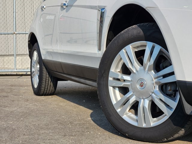 Vehicle image 10 of 30