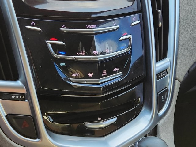 Vehicle image 28 of 30