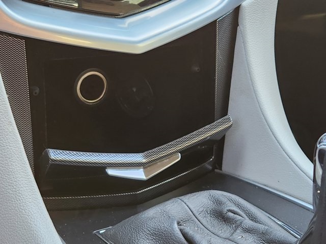 Vehicle image 27 of 30