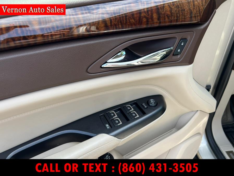 Vehicle image 11 of 34