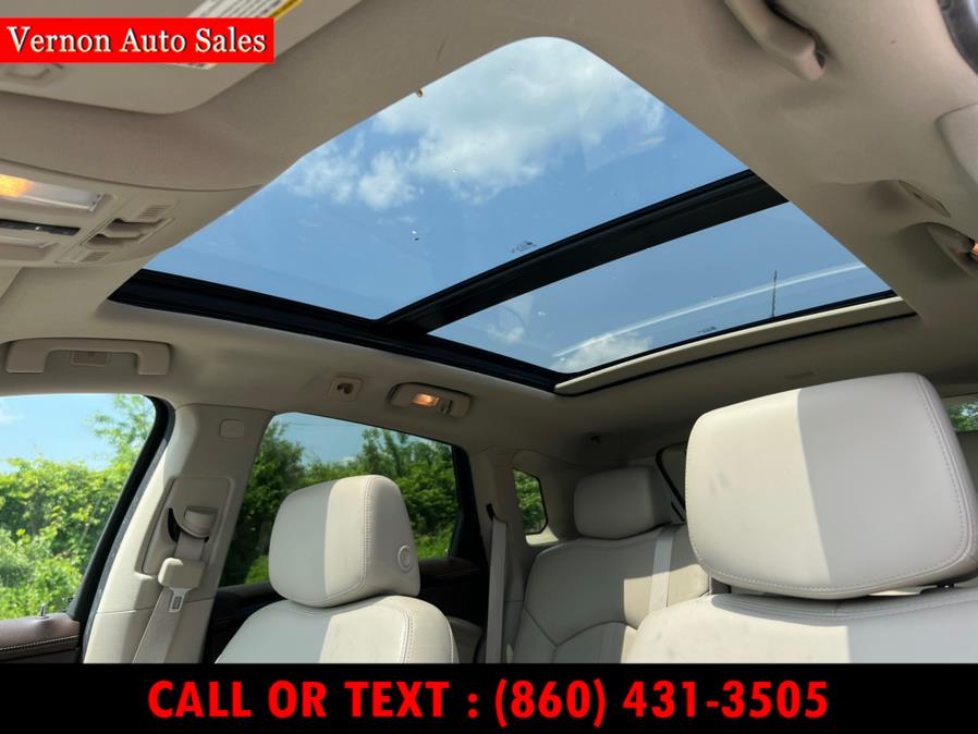 Vehicle image 12 of 34