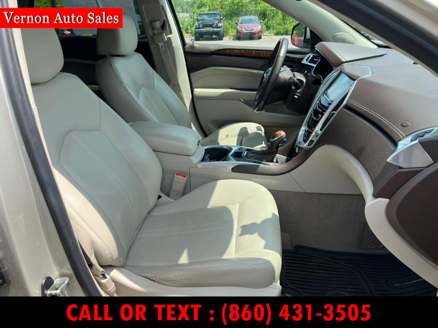 Vehicle image 15 of 34