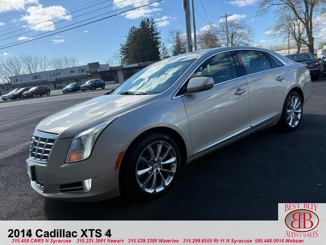 2014 Cadillac XTS Luxury Image 1 of 25