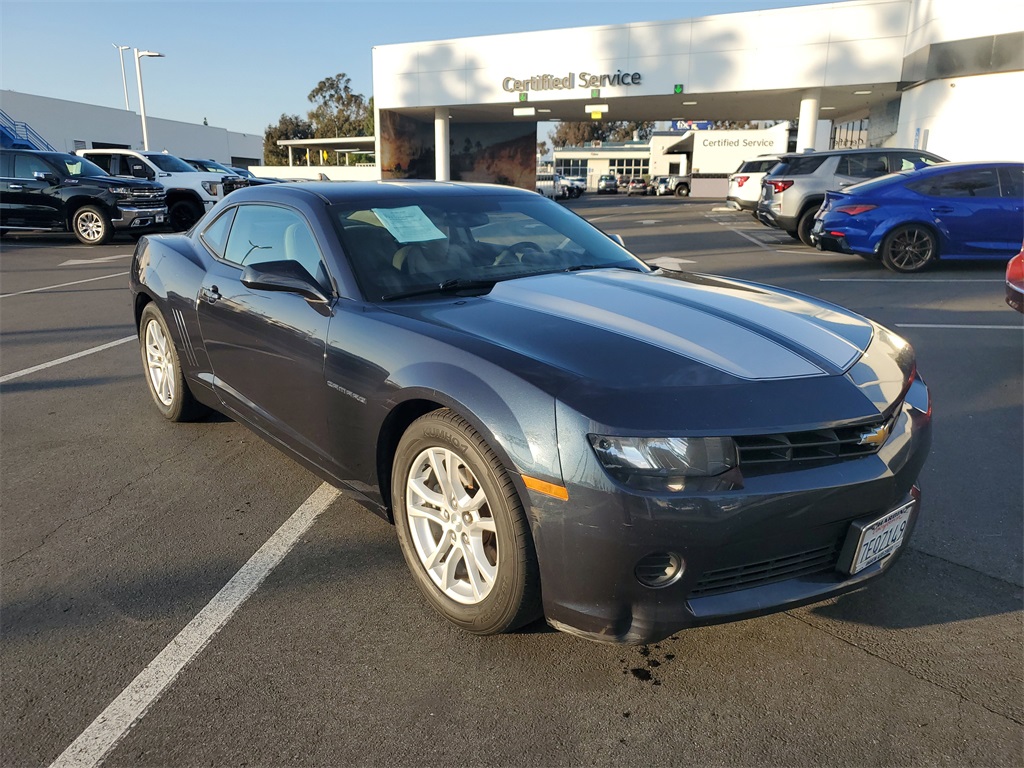 2014 Chevrolet Camaro LS Image 2 of 23