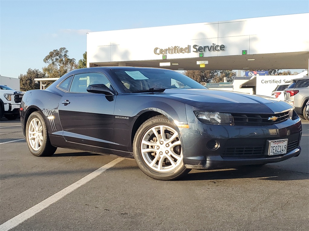2014 Chevrolet Camaro LS Image 3 of 23
