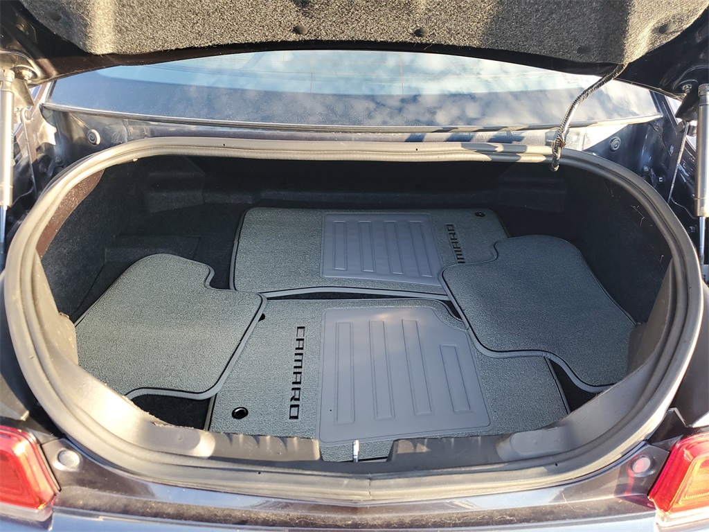 2014 Chevrolet Camaro LS Image 8 of 23