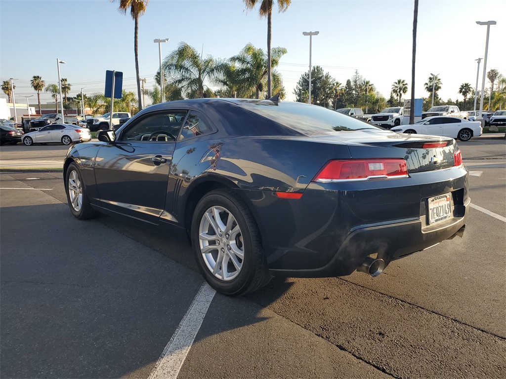 2014 Chevrolet Camaro LS Image 5 of 23