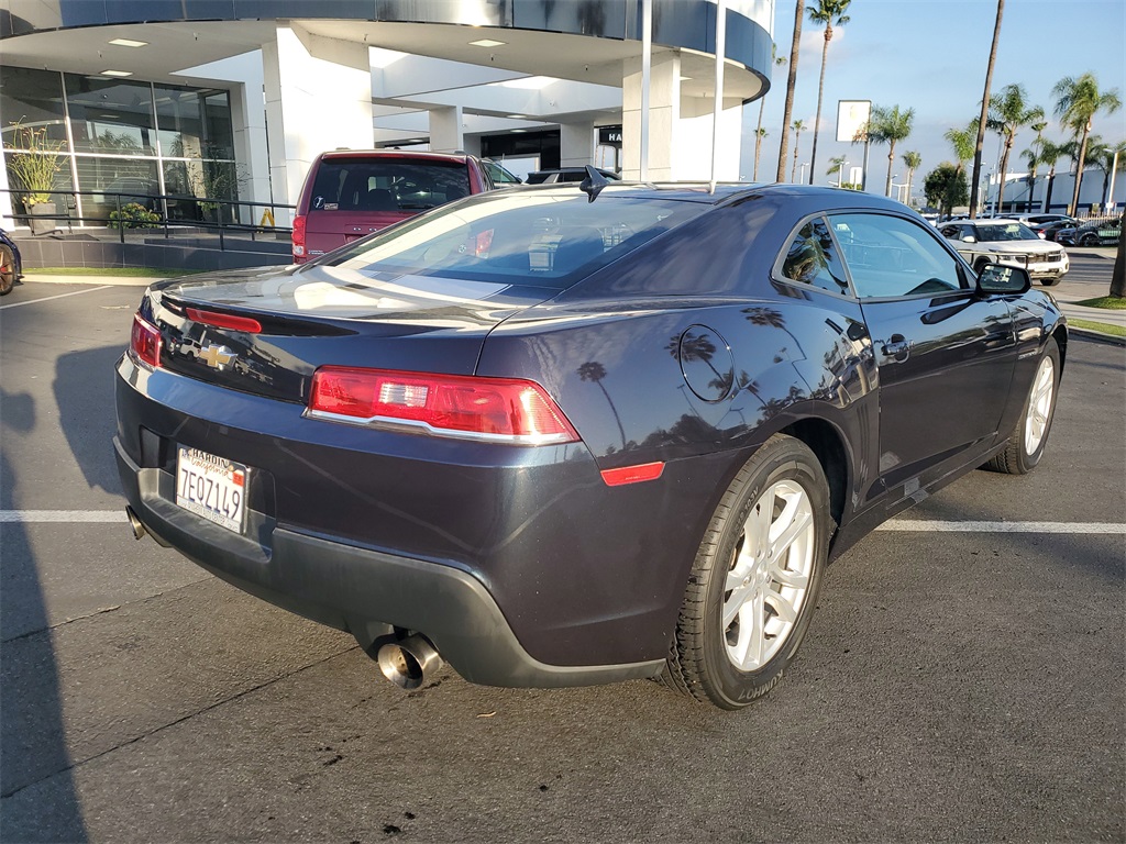 2014 Chevrolet Camaro LS Image 4 of 23