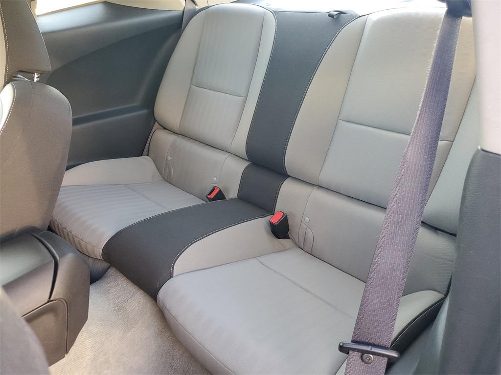 2014 Chevrolet Camaro LS Image 9 of 23