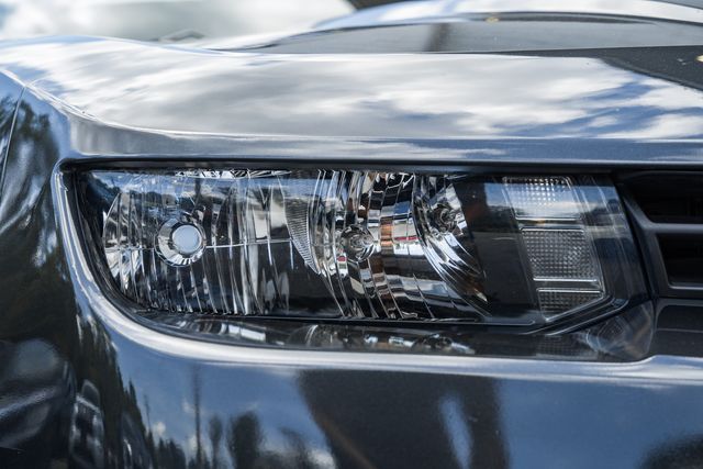 Vehicle image 7 of 37