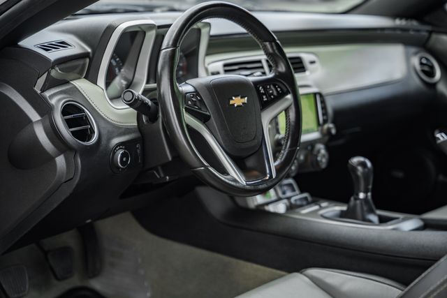 Vehicle image 14 of 37