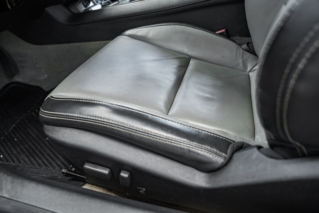 Vehicle image 22 of 37